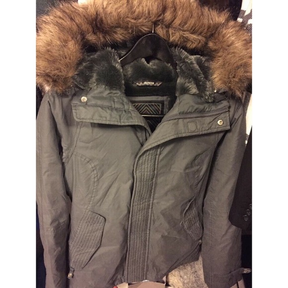 Aritzia Coat - XS - Picture 1 of 1